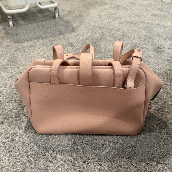 Senreve Doctor Bag in Pebbled Blush, reg size - Picture 4 of 9